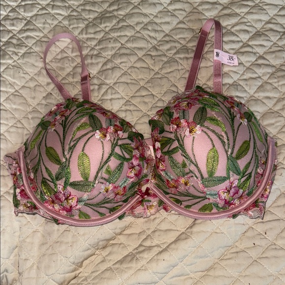 Victoria's Secret Other - Victoria's Secret Dream Angels Push Up 38C NWT